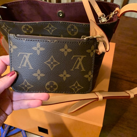 Louis Vuitton Monogram Shoulder limited edition purse long/ short strap/ wallet - Picture 5 of 17